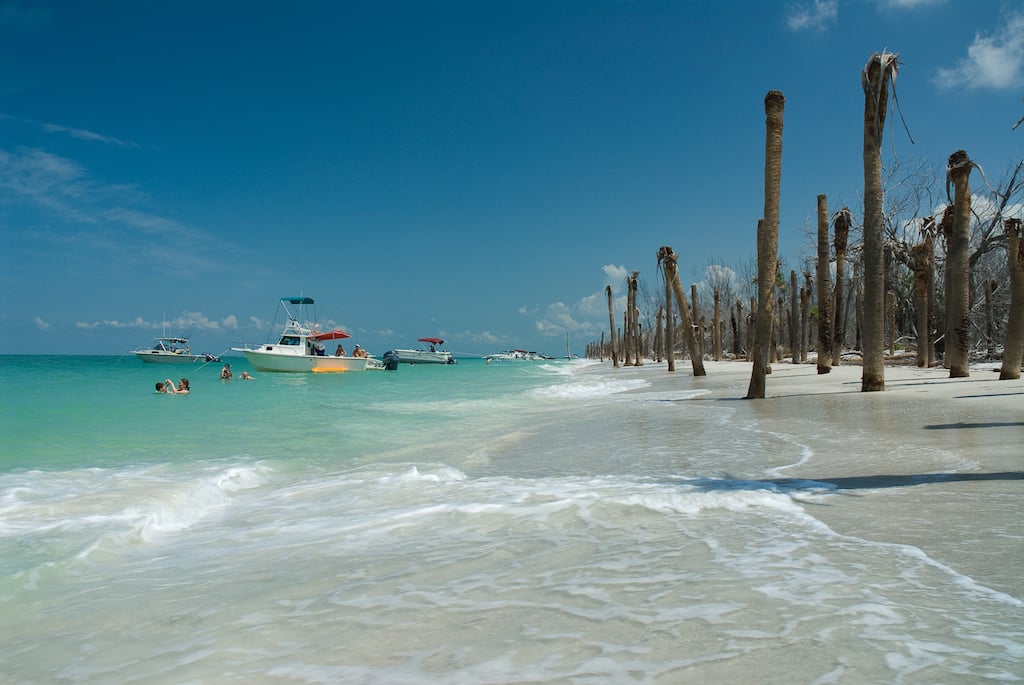 boating on egmont key
